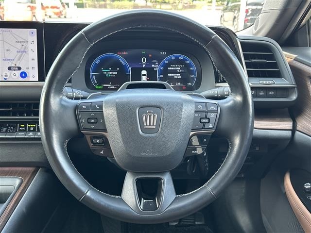 Toyota CROWN 2024 8197306-3