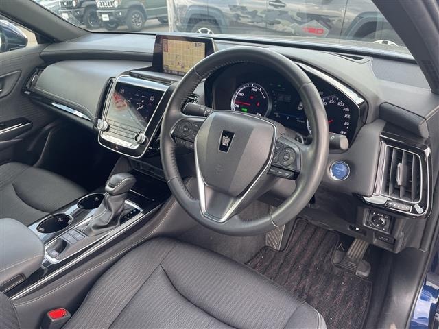 Toyota CROWN 2019 8197310-12