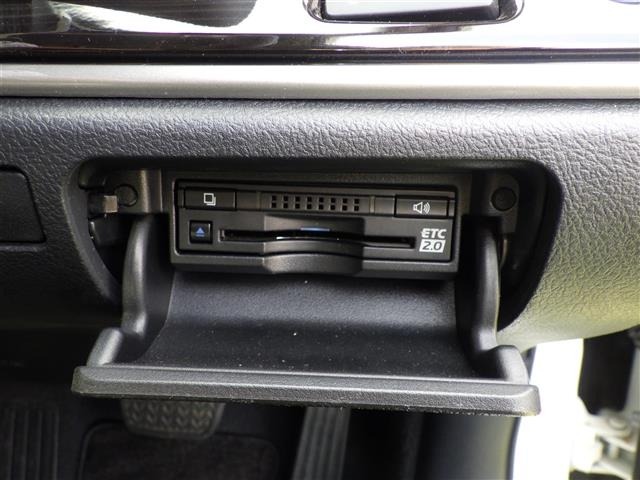 Toyota CROWN 2017 8197311-11
