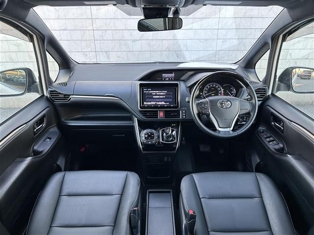Toyota ESQUIRE 2017 8212040-16