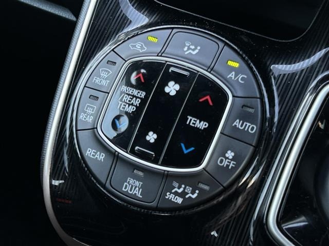 Toyota ESQUIRE 2017 8212040-6
