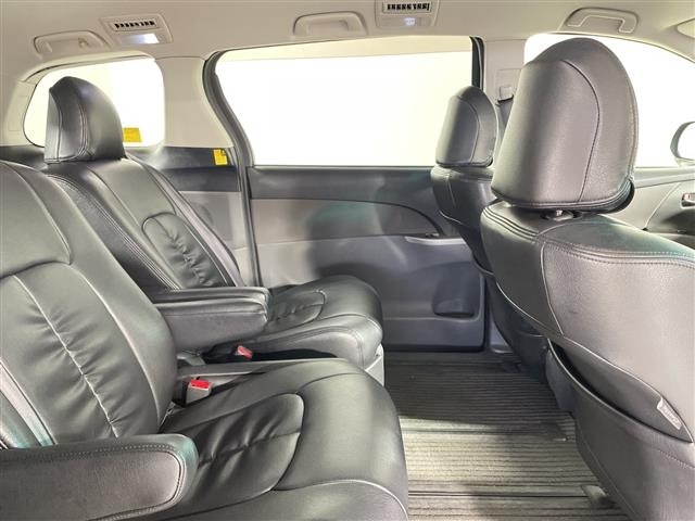 Toyota ESTIMA 2009 8212076-4