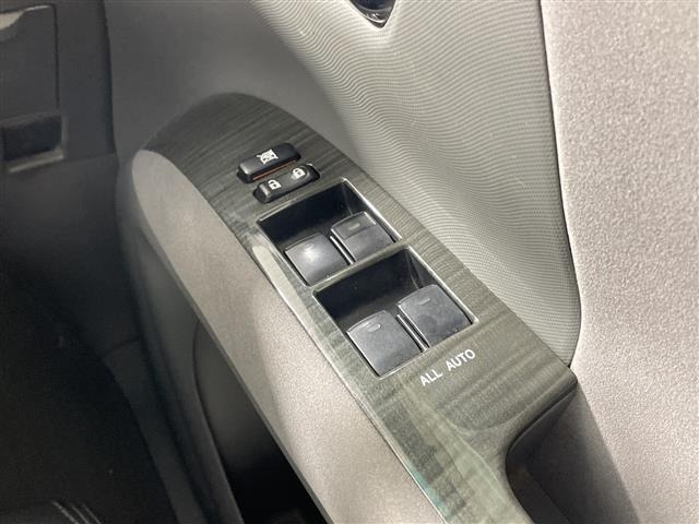Toyota ESTIMA 2009 8212076-9