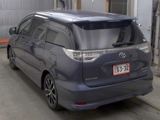 Toyota ESTIMA 2014 8212181-1