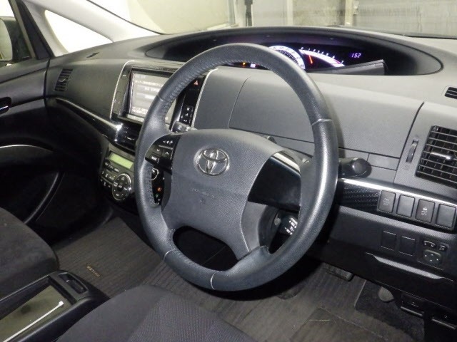 Toyota ESTIMA 2014 8212181-3