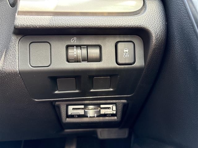 Subaru FORESTER 2013 8200089-1