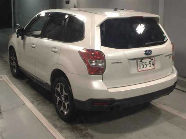 Subaru FORESTER 2013 8200209-1