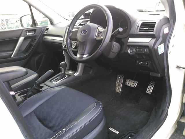 Subaru FORESTER 2013 8200209-3