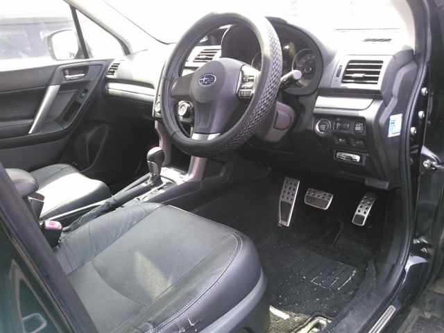Subaru FORESTER 2013 8200211-3