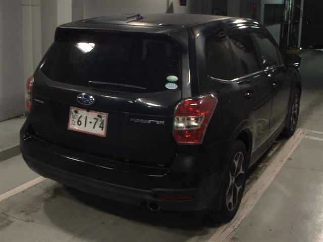 Subaru FORESTER 2013 8200211-5