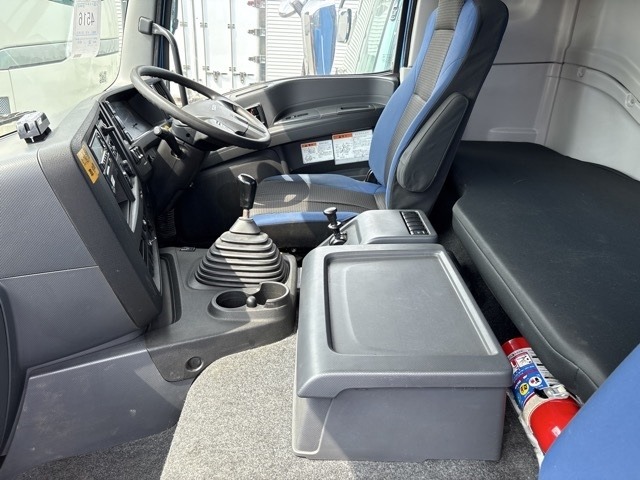 Isuzu GIGA 2019 8211680-5