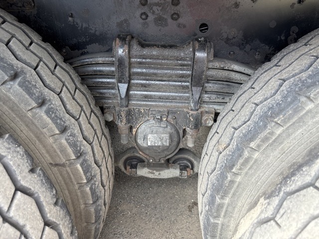 Isuzu GIGA 2019 8211680-9