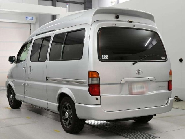 Toyota GRAND HIACE 2002 8212413-6
