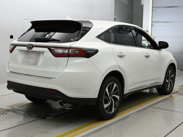Toyota HARRIER 2018 8194272-1
