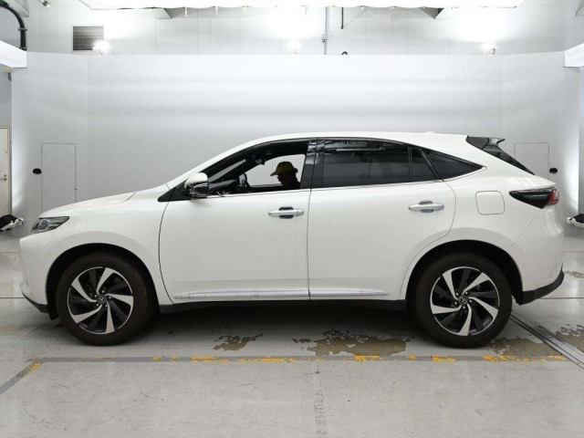 Toyota HARRIER 2018 8194272-4