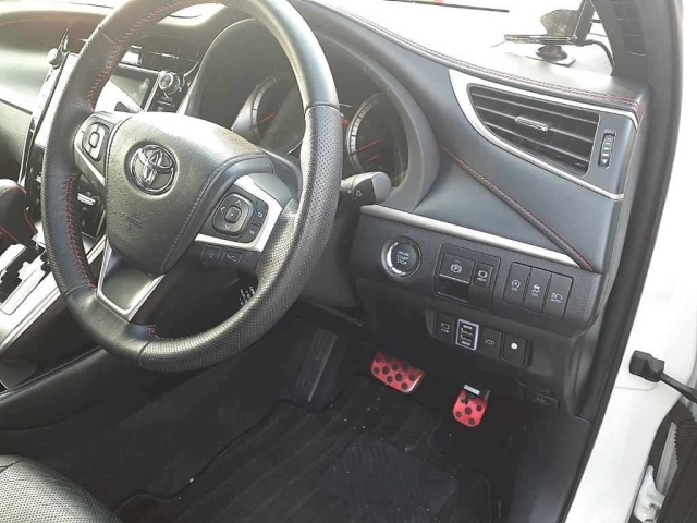 Toyota HARRIER 2018 8194272-9