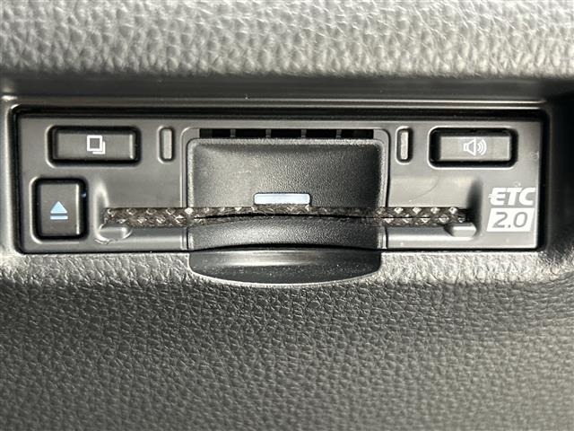 Toyota HARRIER 2023 8195476-9