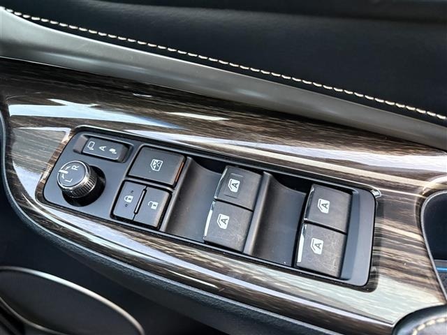 Toyota HARRIER 2015 8195520-21