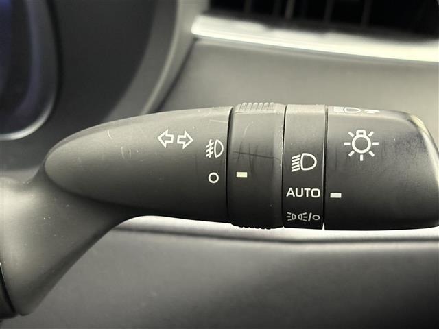 Toyota HARRIER 2023 8195551-3