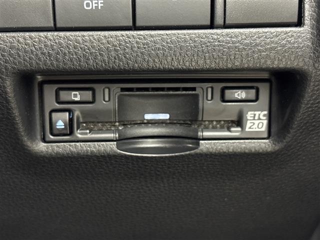 Toyota HARRIER 2024 8195610-19