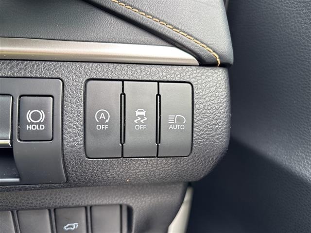Toyota HARRIER 2018 8195615-3