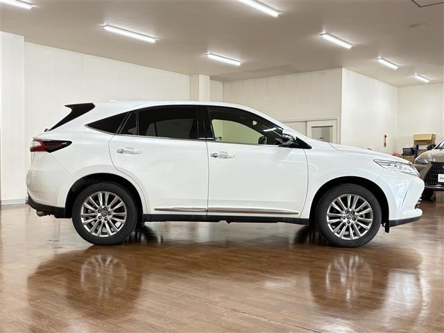 Toyota HARRIER 2017 8195714-1