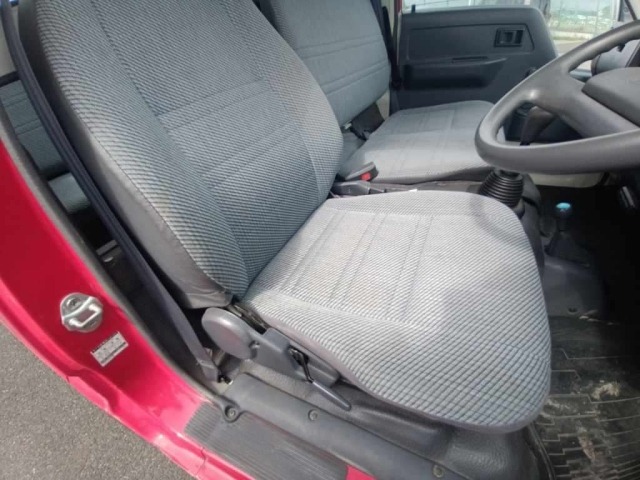 Toyota HIACE TRUCK 1995 8211827-10