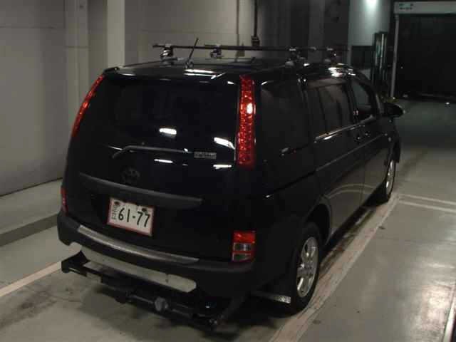 Toyota ISIS 2016 8212363-5