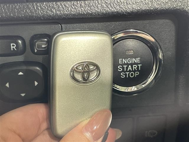 Toyota LAND CRUISER PRADO 2015 8211383-1