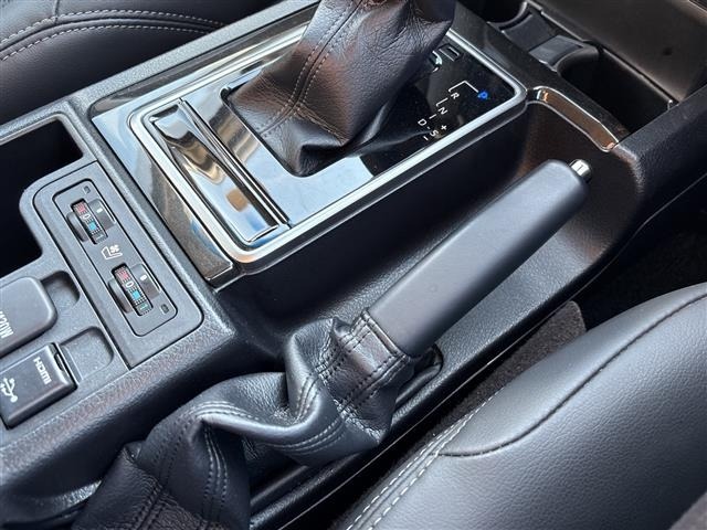 Toyota LAND CRUISER PRADO 2021 8211389-19