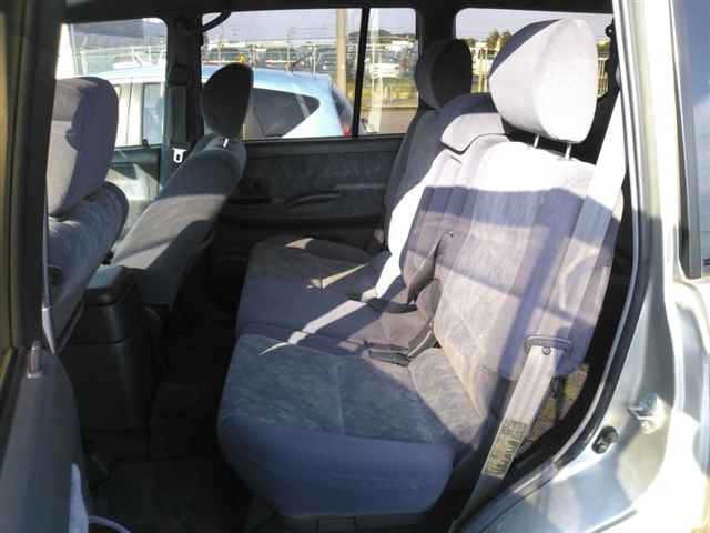 Toyota LAND CRUISER PRADO 2001 8211420-9