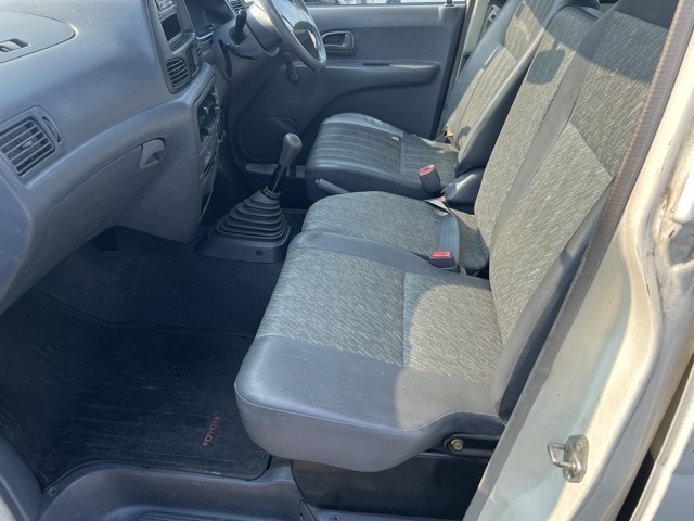 Toyota LITEACE VAN 2001 8193912-9