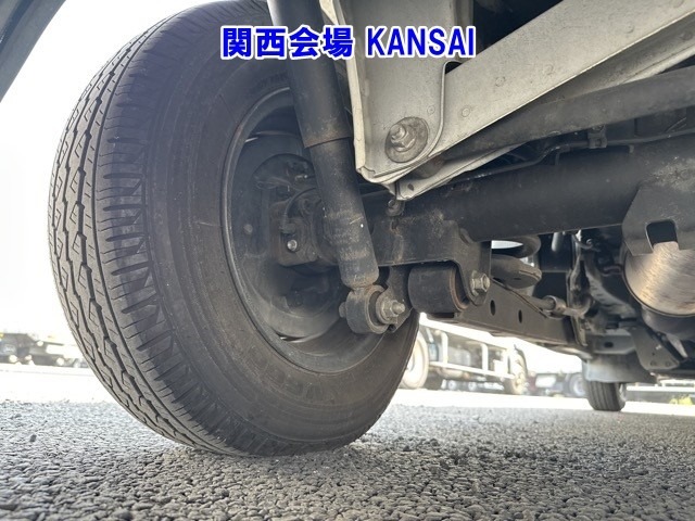 Toyota LITEACE VAN 2017 8193913-10