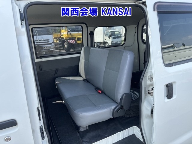 Toyota LITEACE VAN 2017 8193913-15