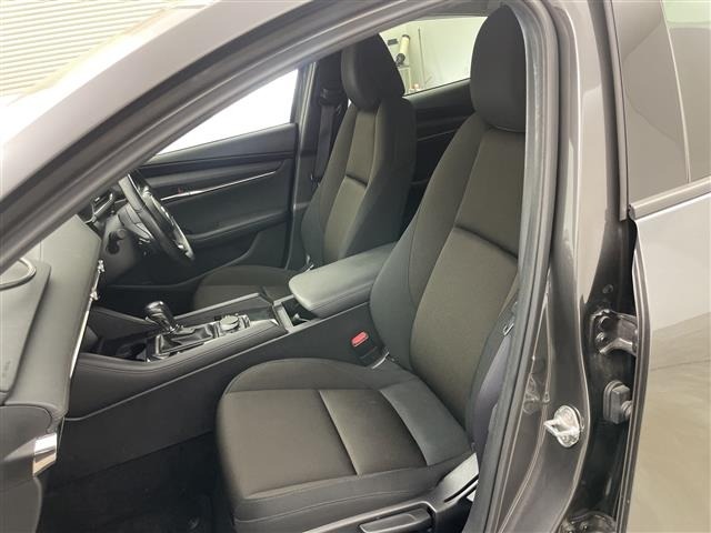 Mazda MAZDA3 2019 8195001-7