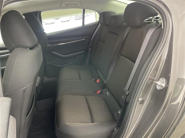 Mazda MAZDA3 2019 8195001-8