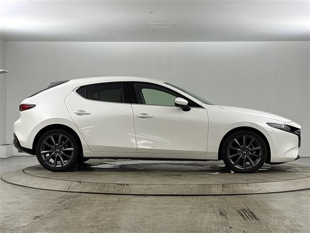 Mazda MAZDA3 2021 8195054-10