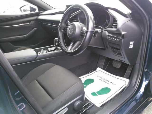 Mazda MAZDA3 2023 8195105-3