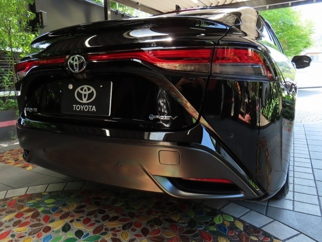 Toyota Mirai 2024 8204388-1