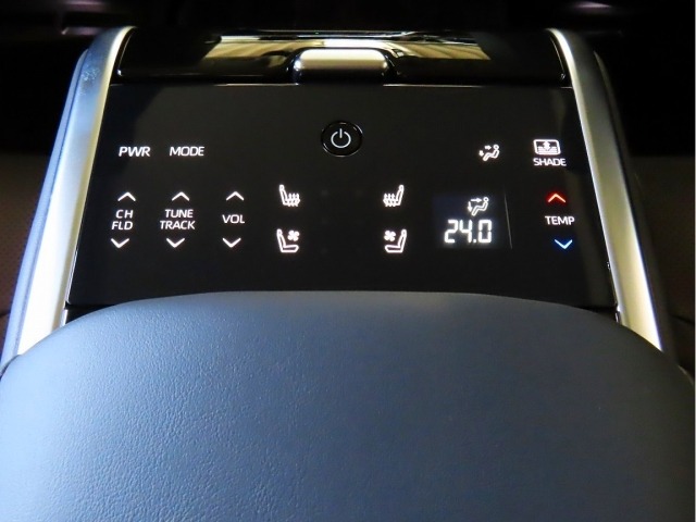 Toyota Mirai 2024 8204388-25
