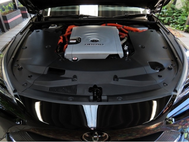 Toyota Mirai 2024 8204388-27