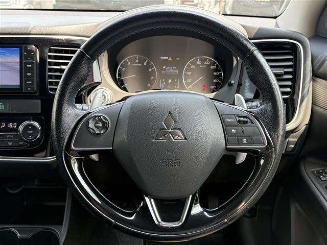 Mitsubishi OUTLANDER 2016 8206040-1