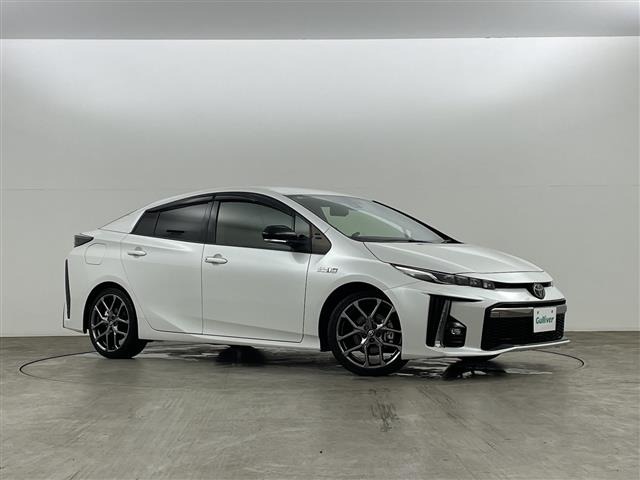 Toyota PRIUS PHV 2021 8198517-0