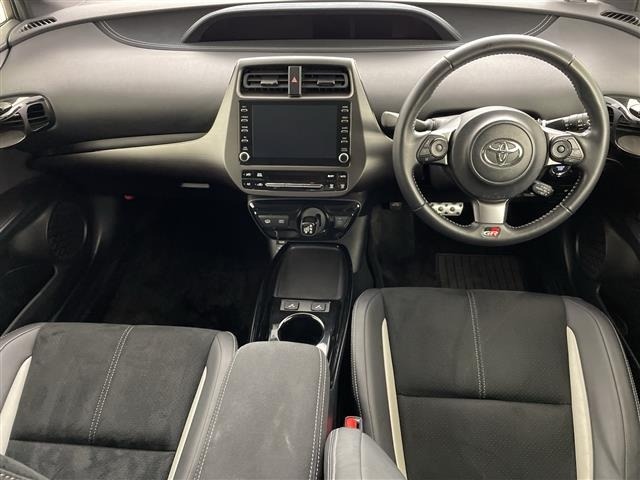Toyota PRIUS PHV 2021 8198517-15
