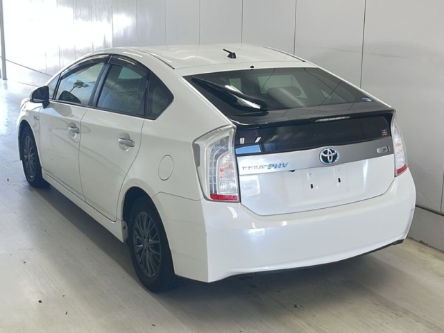 Toyota PRIUS PHV 2012 8198553-1
