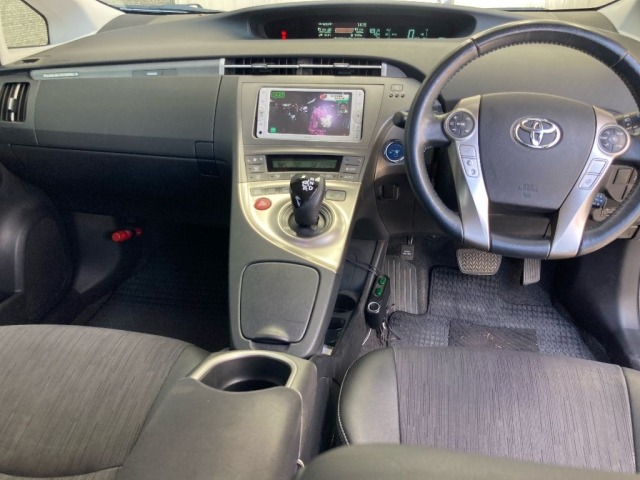 Toyota PRIUS PHV 2012 8198553-4