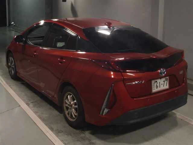 Toyota PRIUS PHV 2018 8198647-1