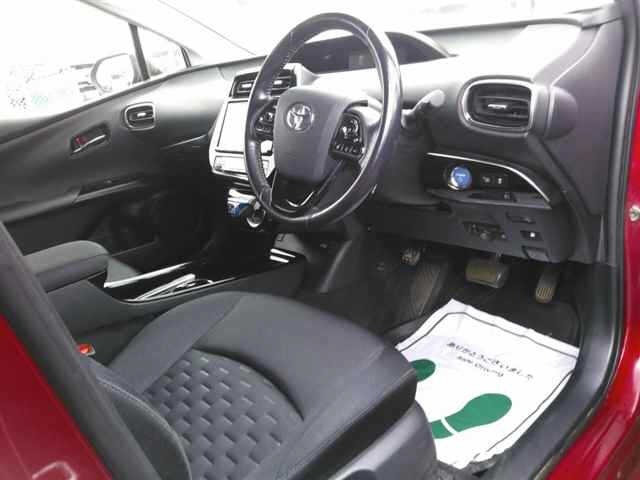 Toyota PRIUS PHV 2018 8198647-3