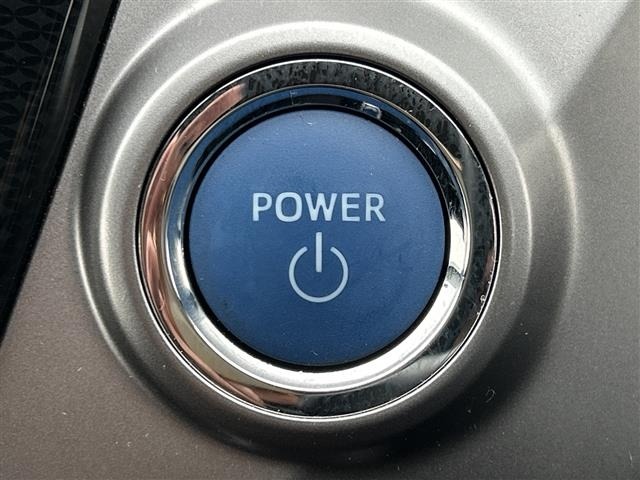 Toyota PRIUS 2017 8202001-13