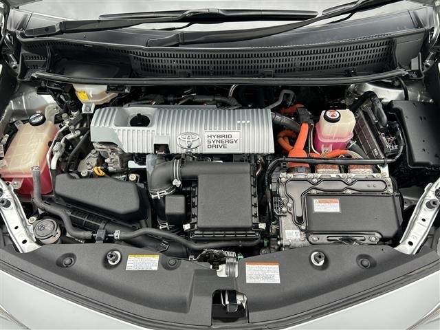 Toyota PRIUS 2017 8202001-15